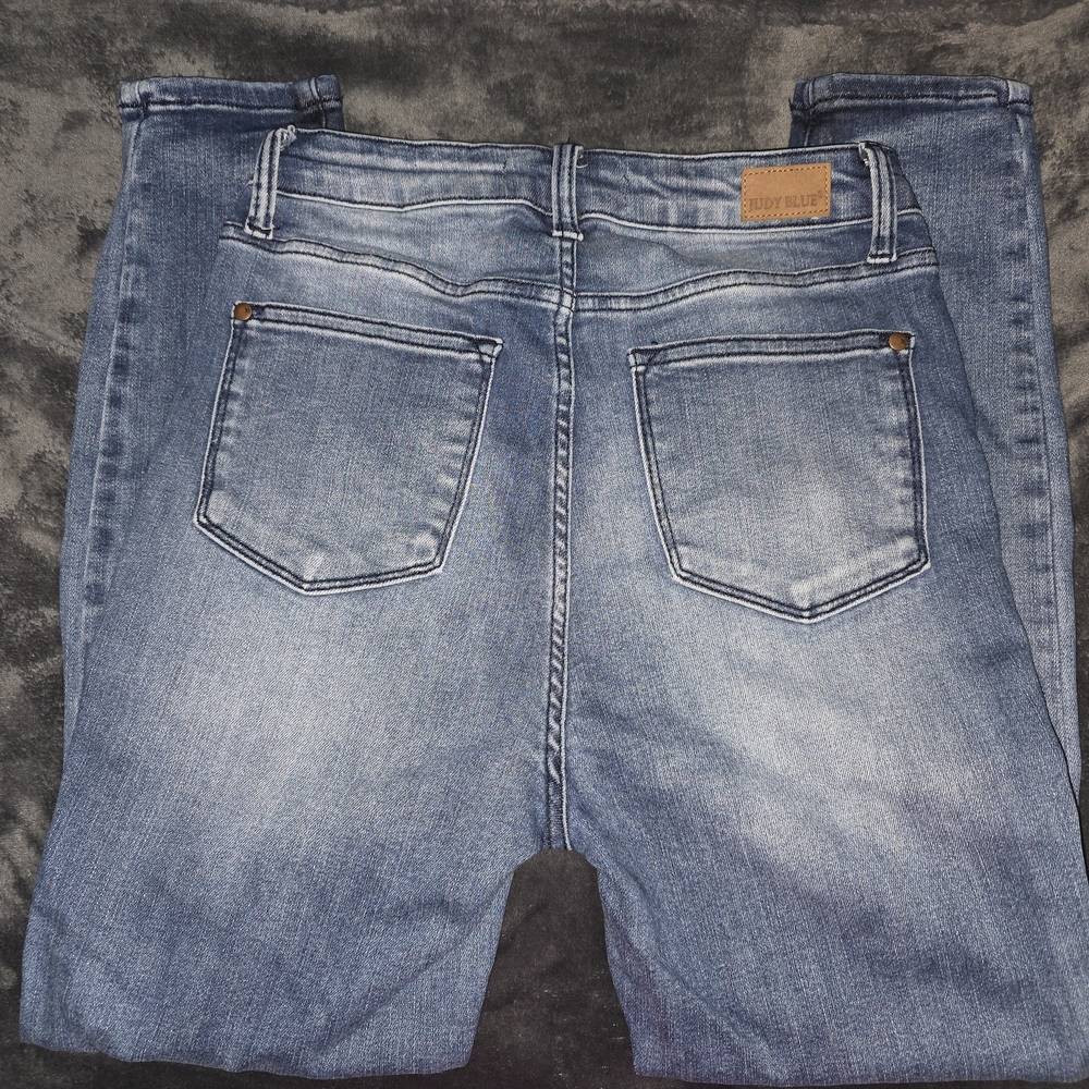 Judy Blue Classic Blue Denim Jeans - Picture 3 of 3